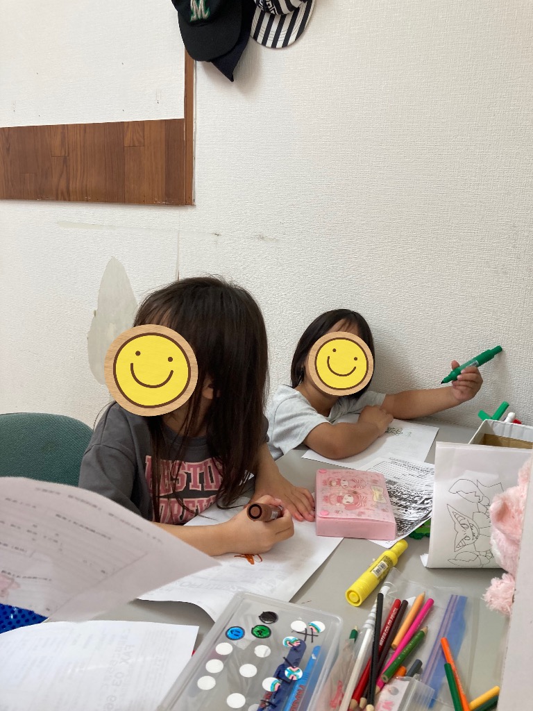 キッズコートおなが📕勉強コーナーできました✒️